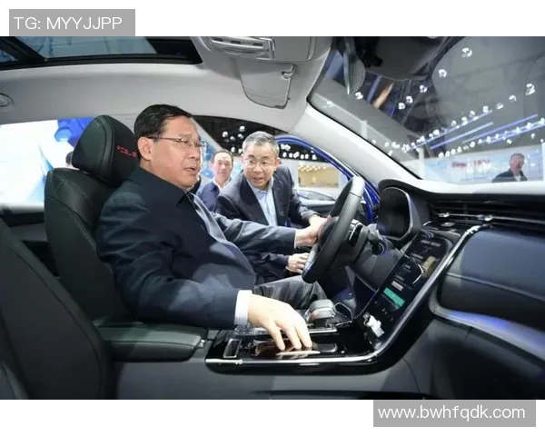 上海篮球队加速转型探索新战术引发热议与关注